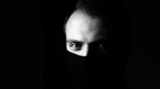 Img default alt hy